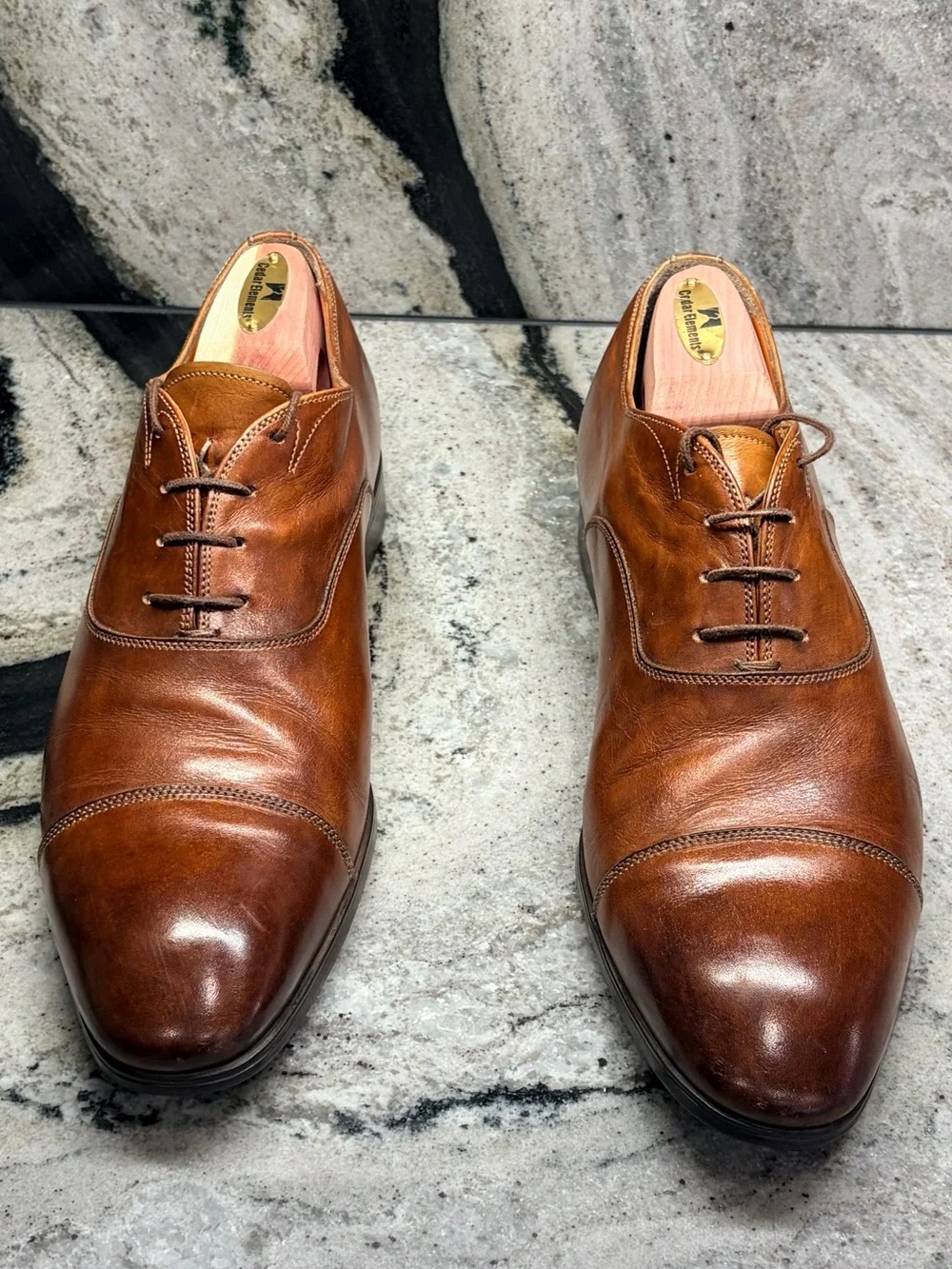 Santoni description beautiful